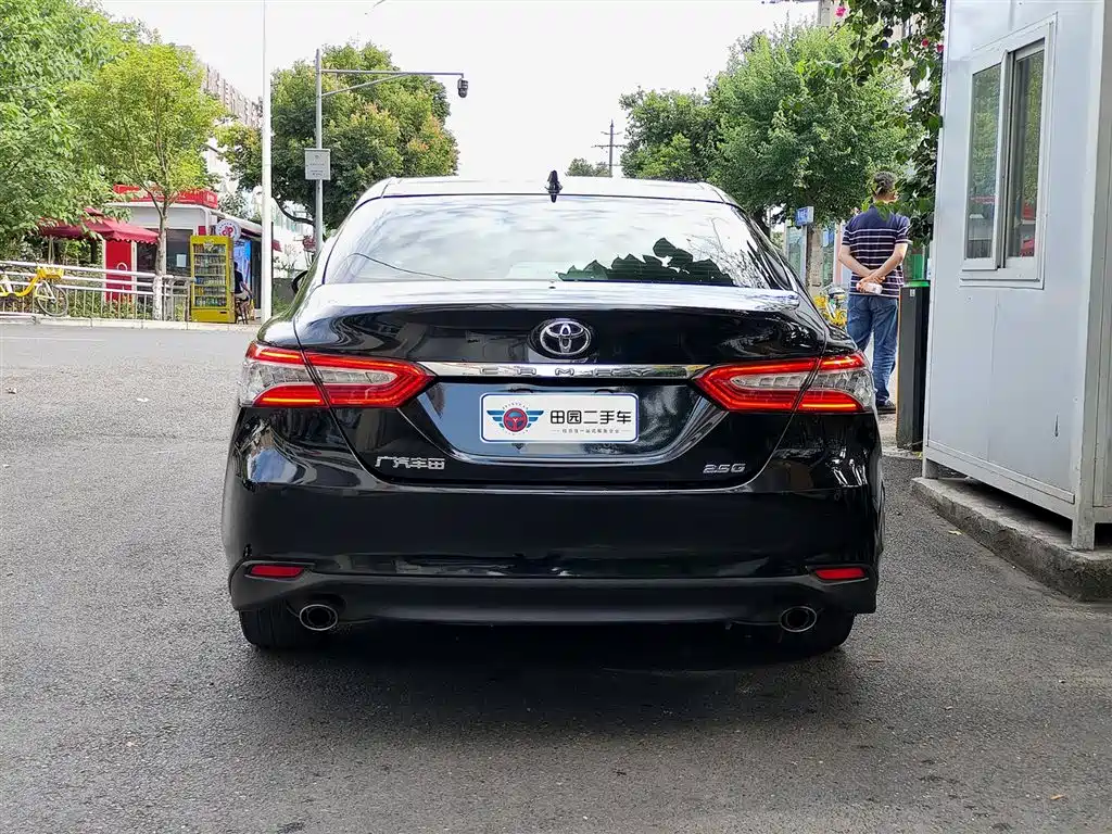 Toyota Camry 2021 2.5S Feng Shang Edition фото 5