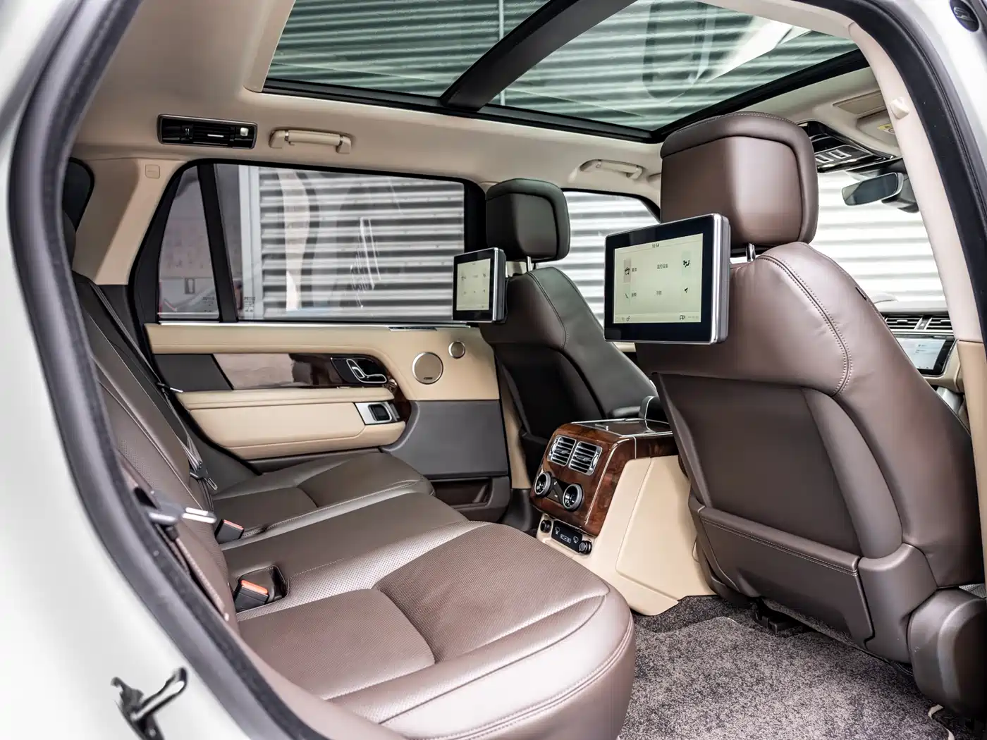 LAND ROVER RANGE ROVER