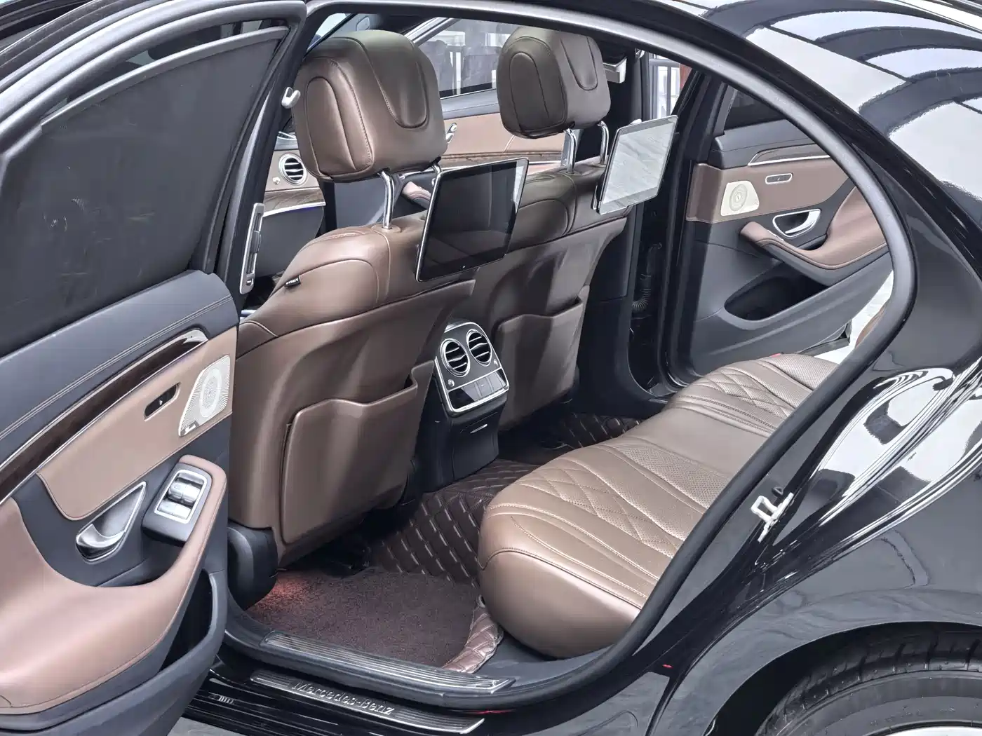 Mercedes-Benz S-Class 2016 S 320 L Luxury фото 4