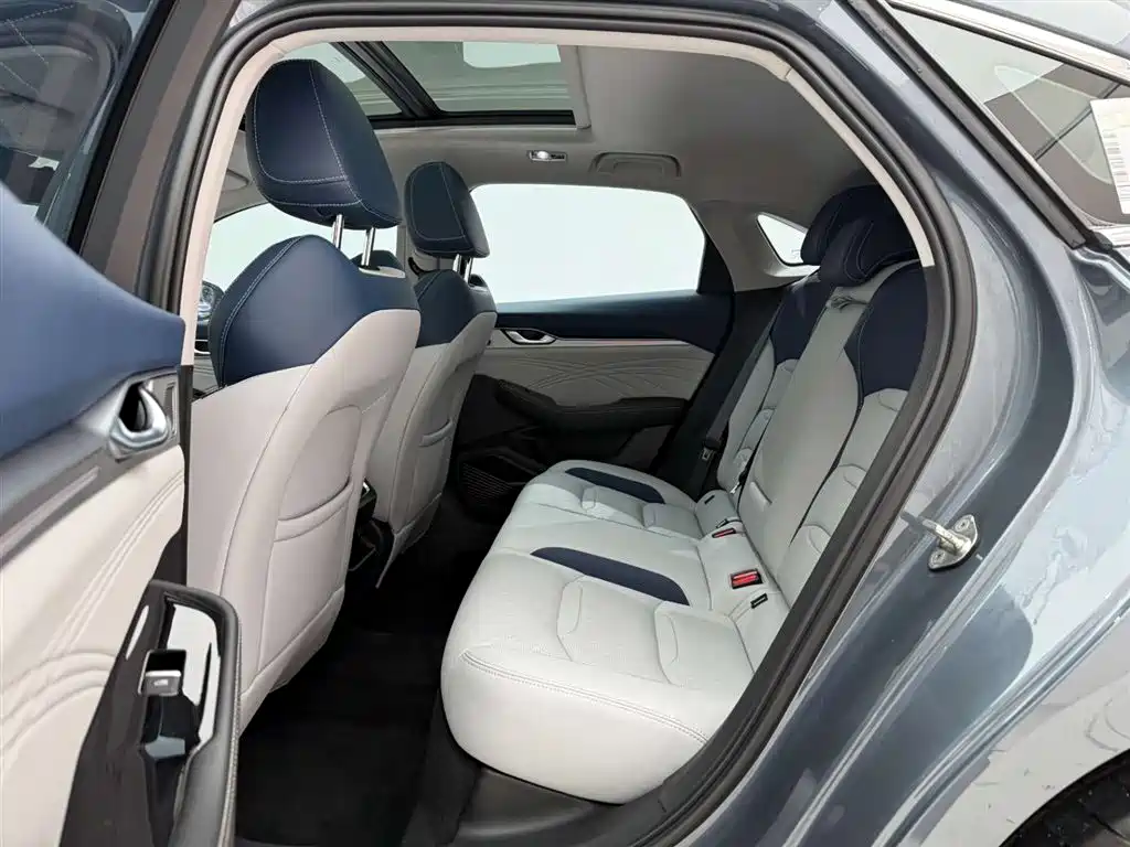 GEELY AUTOMOBILE XINGRUI