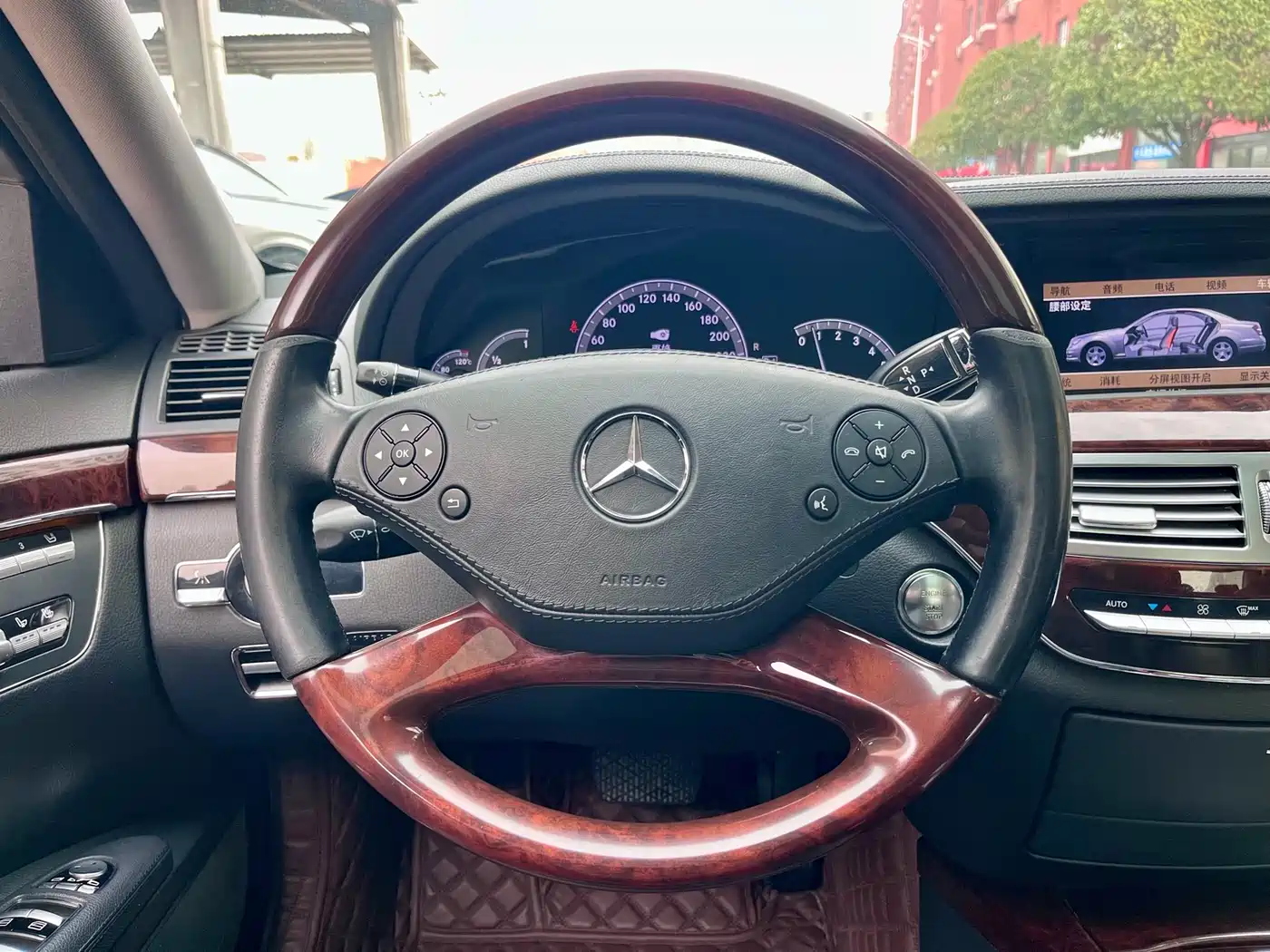 Mercedes-Benz S-Class 2012 S 350 L Grand Edition фото 6