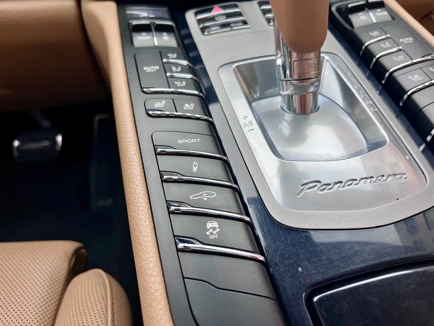 Porsche Panamera 2016 Panamera Edition 3.0T фото 7