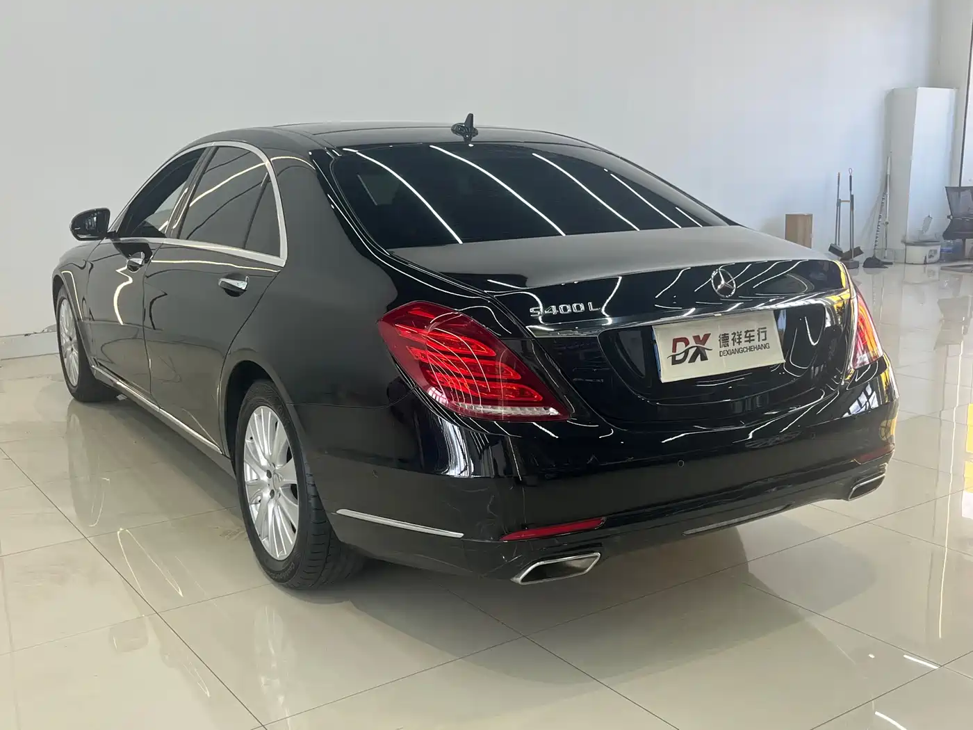 Mercedes-Benz S-Class 2016 S 320 L Luxury фото 12