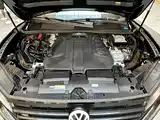 Фото 12 - Volkswagen Touareg