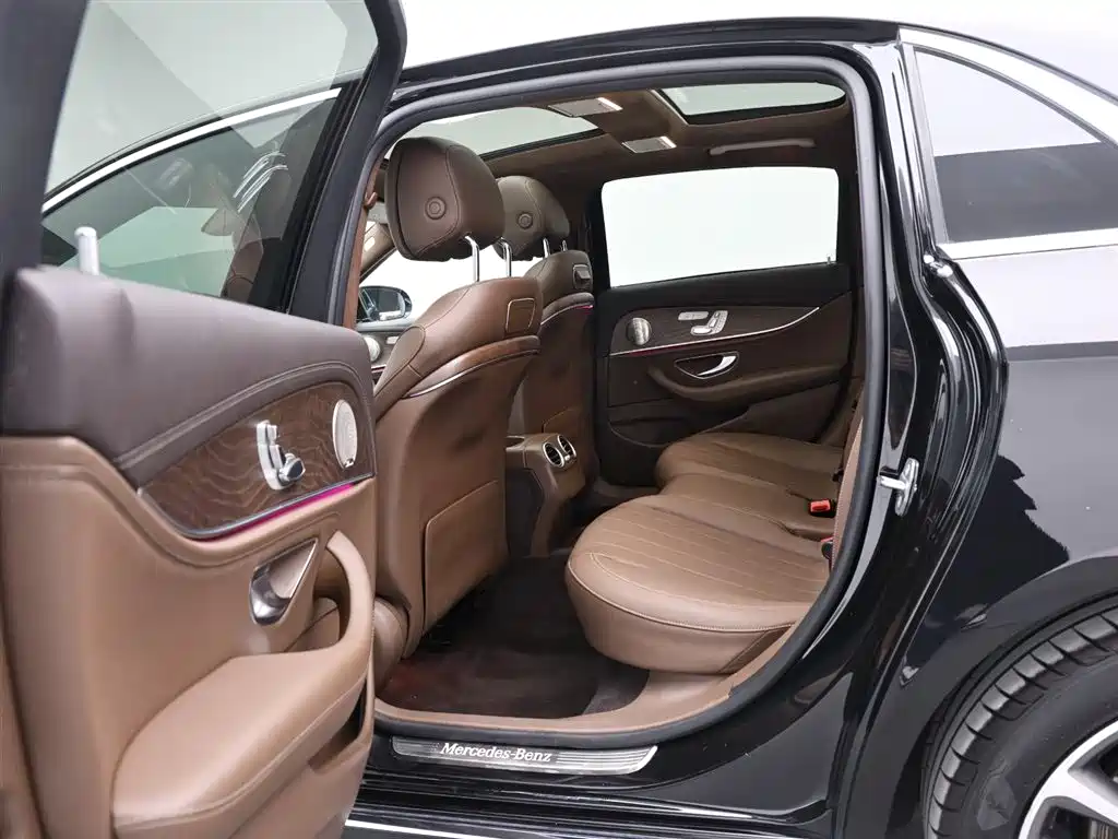 Mercedes-Benz E-Class 2018 Facelift E 300 L Luxury фото 14