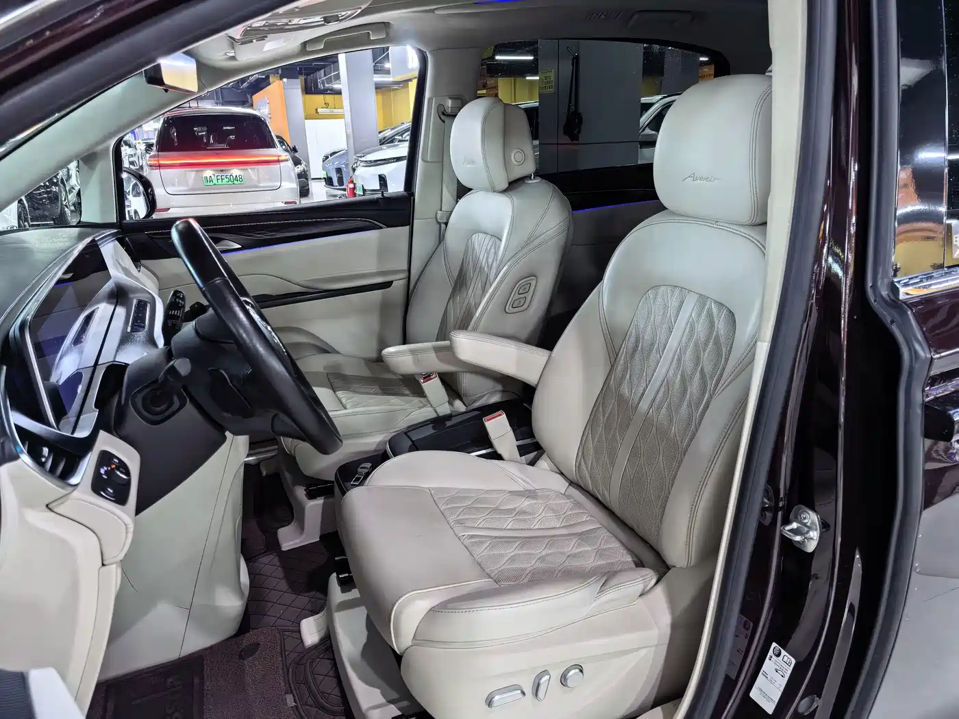 Фото 4 - Buick GL8