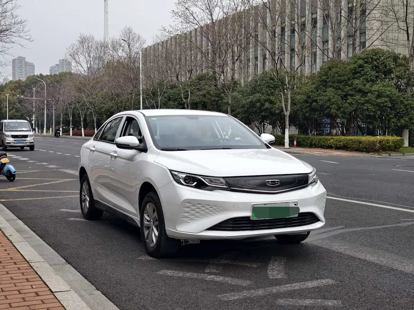 GEELY AUTOMOBILE EMGRAND NEW ENERGY