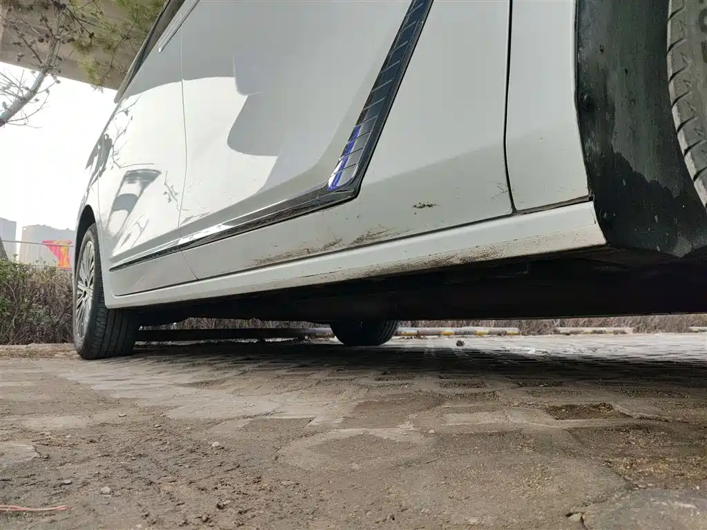 Buick GL8 New Energy 2024 Landglory Luxury Edition 7-Seater фото 21