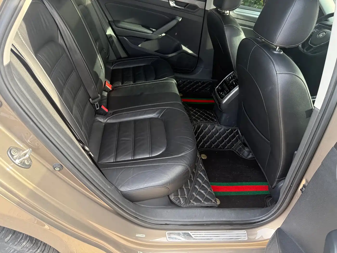 Volkswagen Passat 2017 330TSI DSG Prestige фото 13