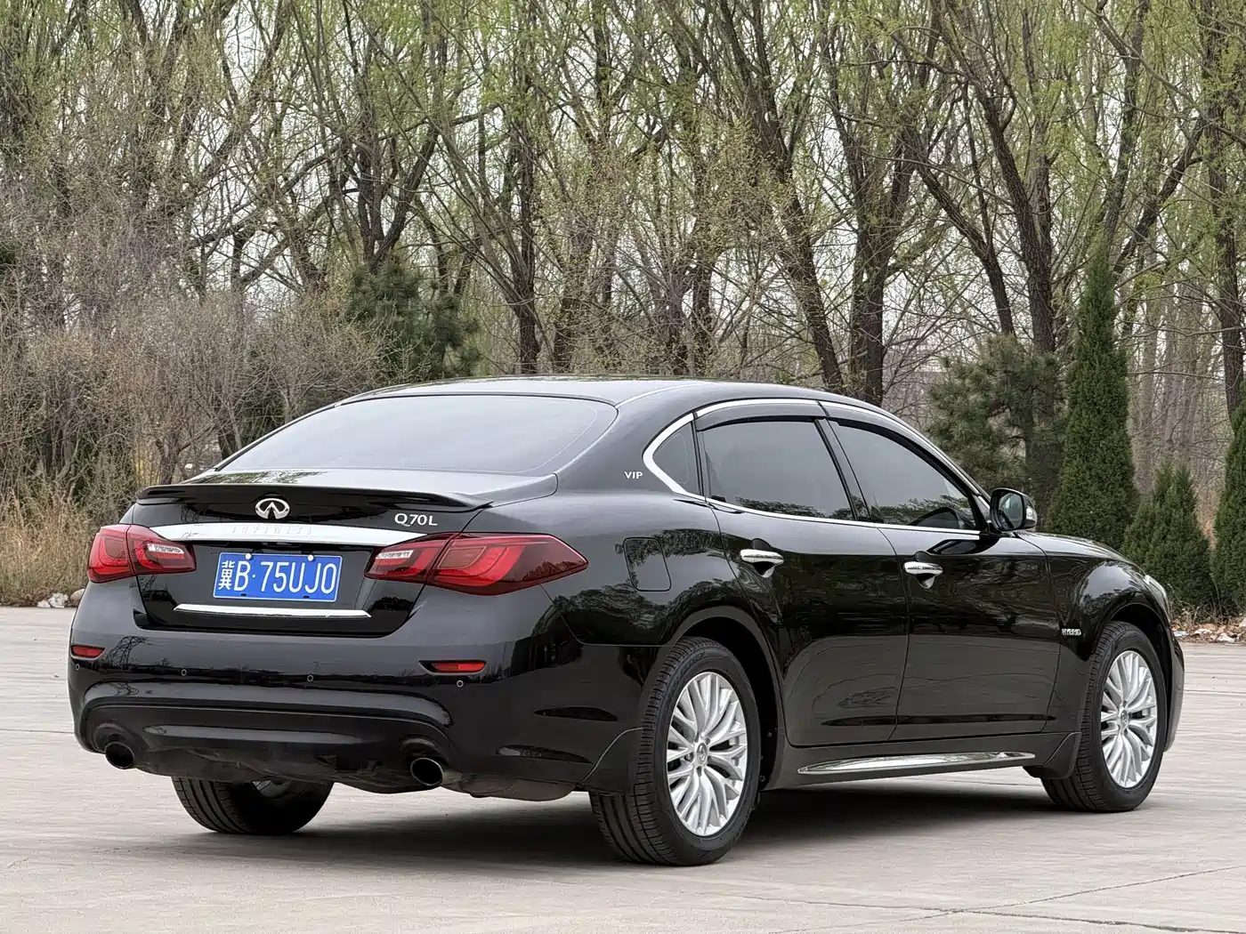 Infiniti Q70 2015 Q70L 3.5L Hybrid Premium фото 7