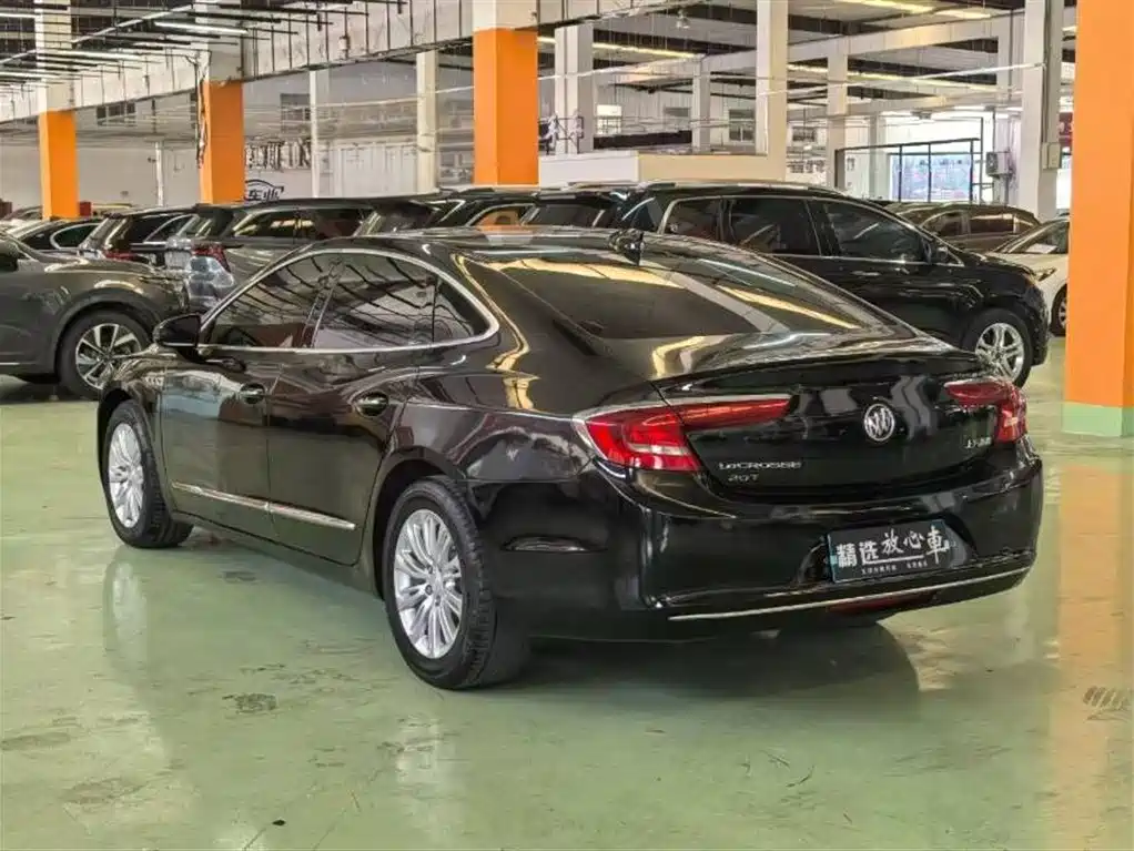 Buick LaCrosse 2018 Model 20T Luxury Edition фото 7