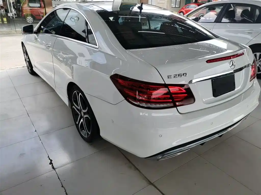 Mercedes-Benz E-Class (Import) 2014 E 260 Coupe фото 5