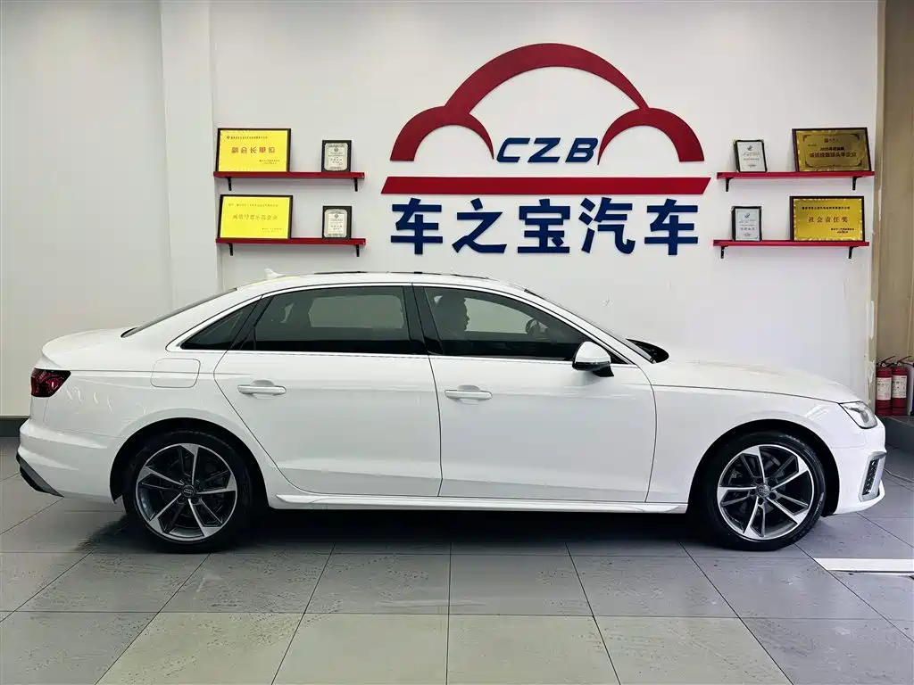 Audi A4L 2020 40 TFSI Fashion Dynamic Edition фото 8