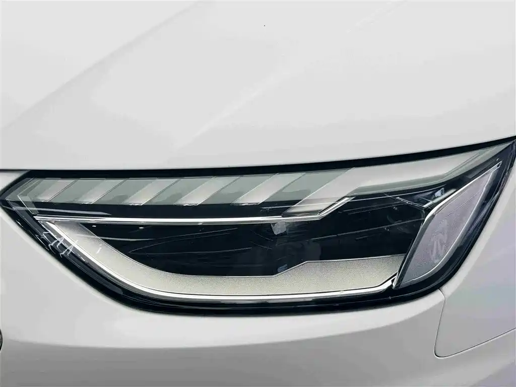Audi A4L 2020 40 TFSI Fashion Dynamic Edition фото 11