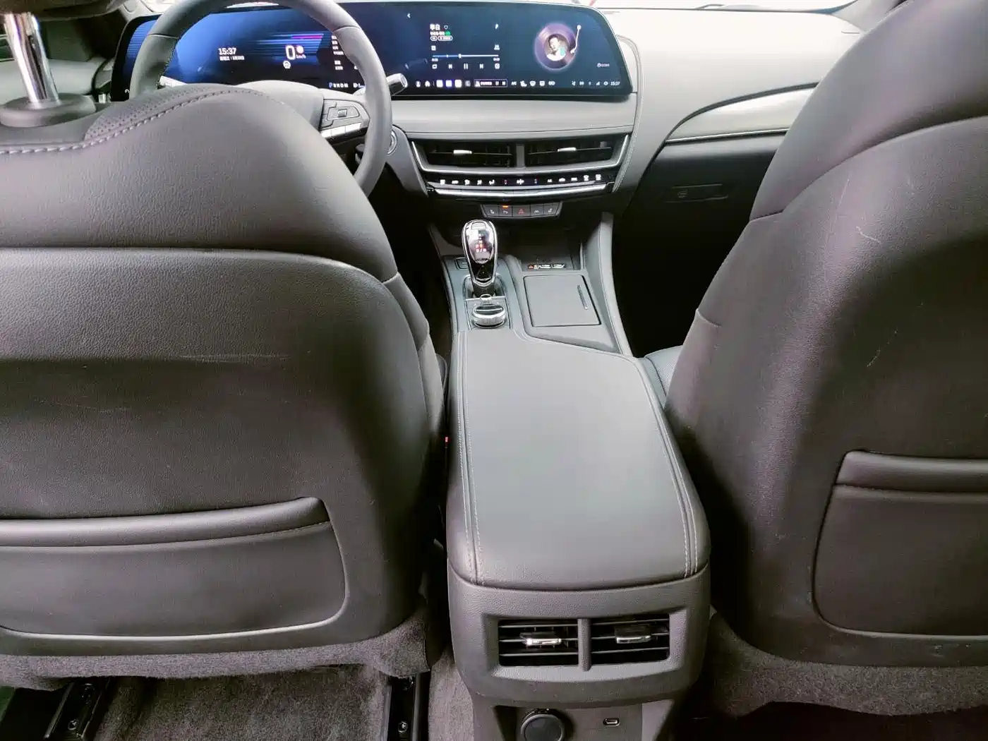 Cadillac CT5 2024 28T Luxury Model Pro фото 16