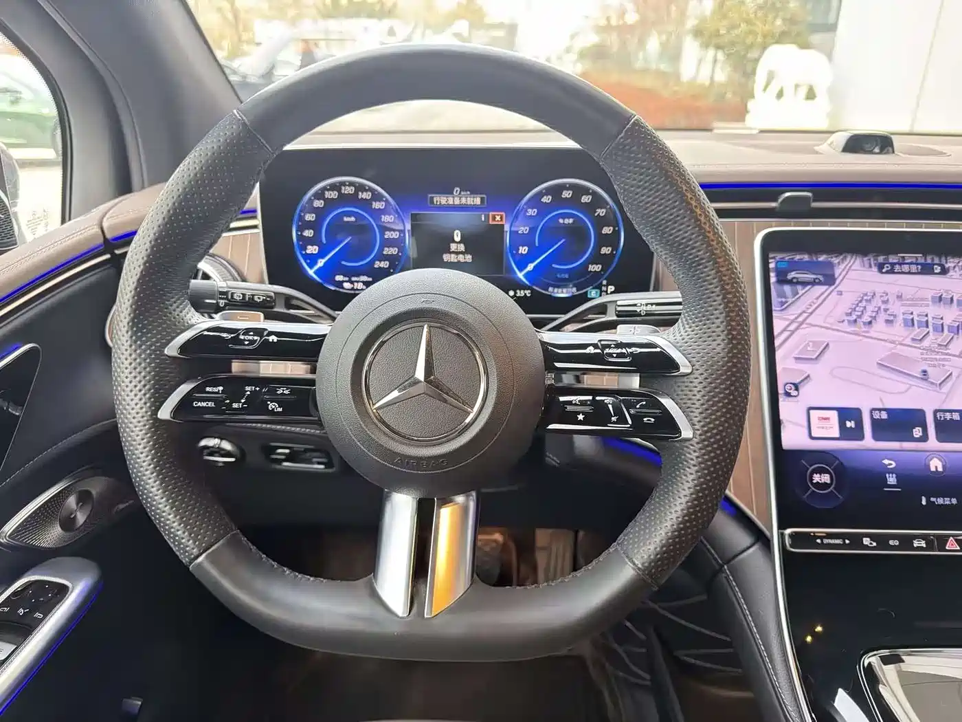 MERCEDES-BENZ EQE SUV