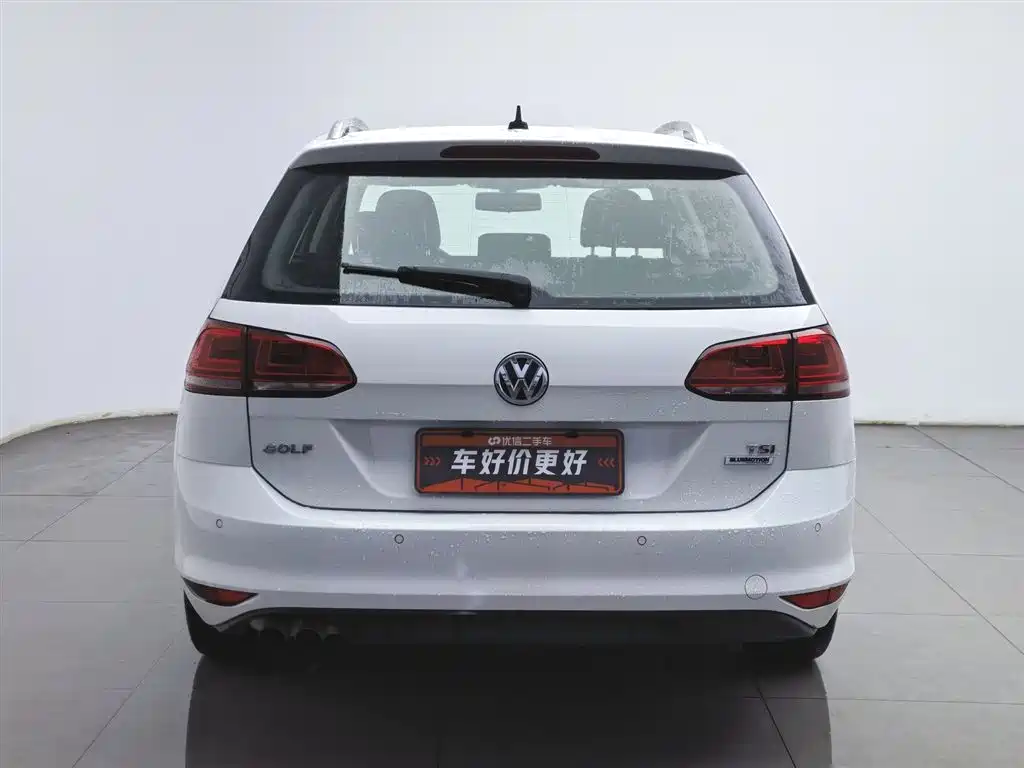 Volkswagen Golf (Import) 2014 1.4TSI Luxury Wagon фото 4
