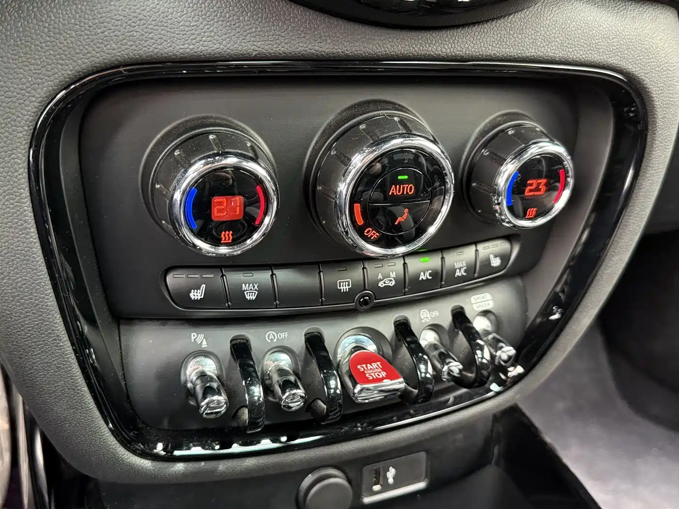 MINI JCW CLUBMAN 2022 2.0T JOHN COOPER WORKS ALL-IN фото 9