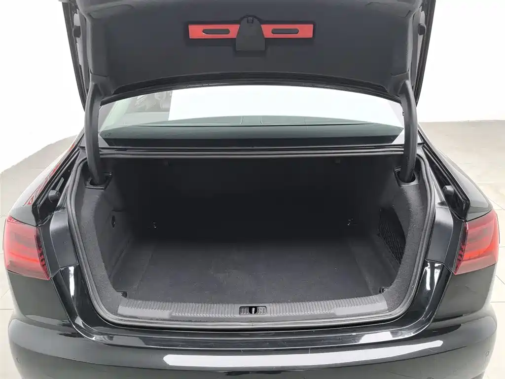 Audi A6L 2017 30 FSI Comfort фото 16
