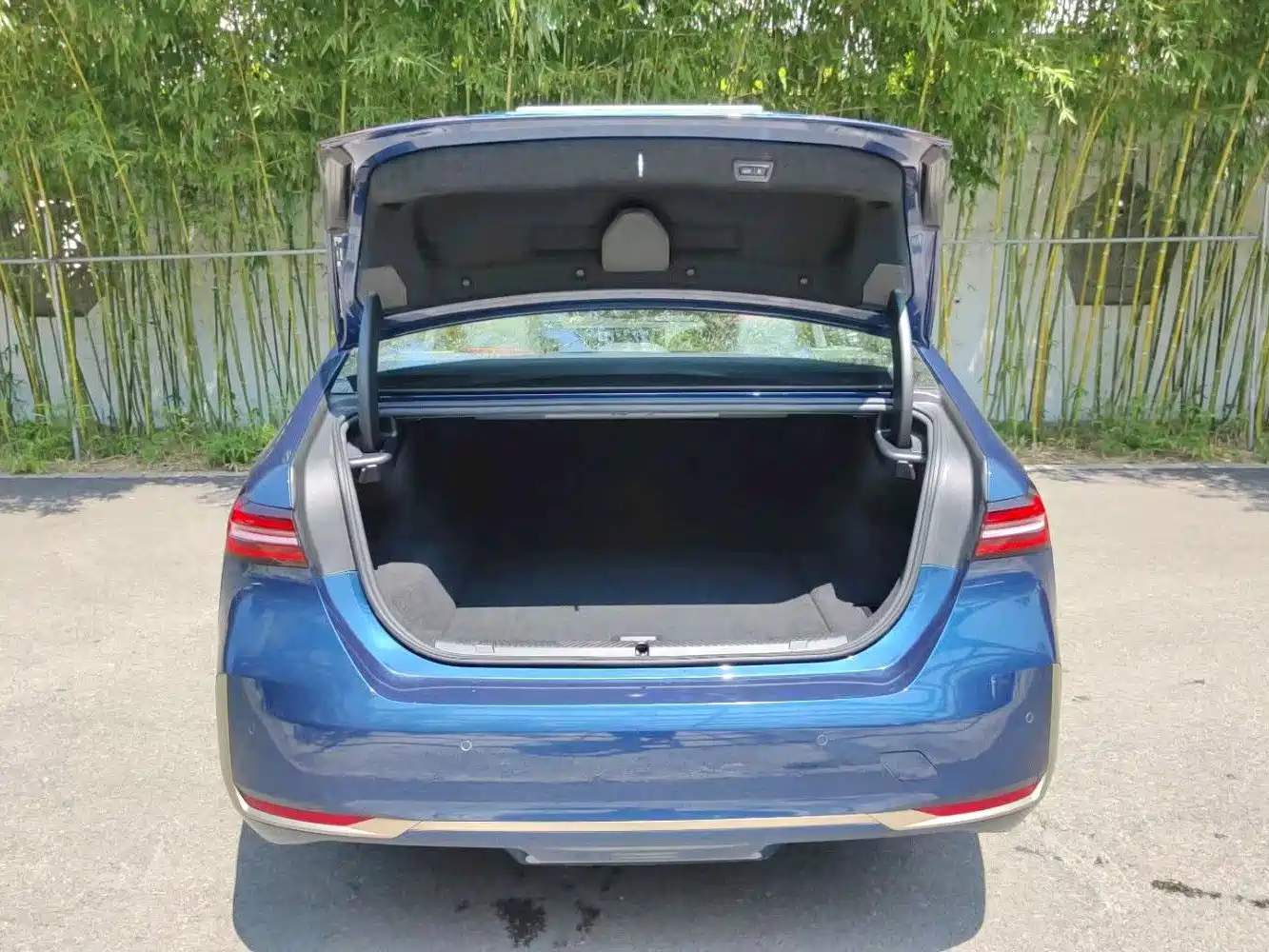 BMW i5 2024 eDrive 35L Premium Luxury Package фото 6