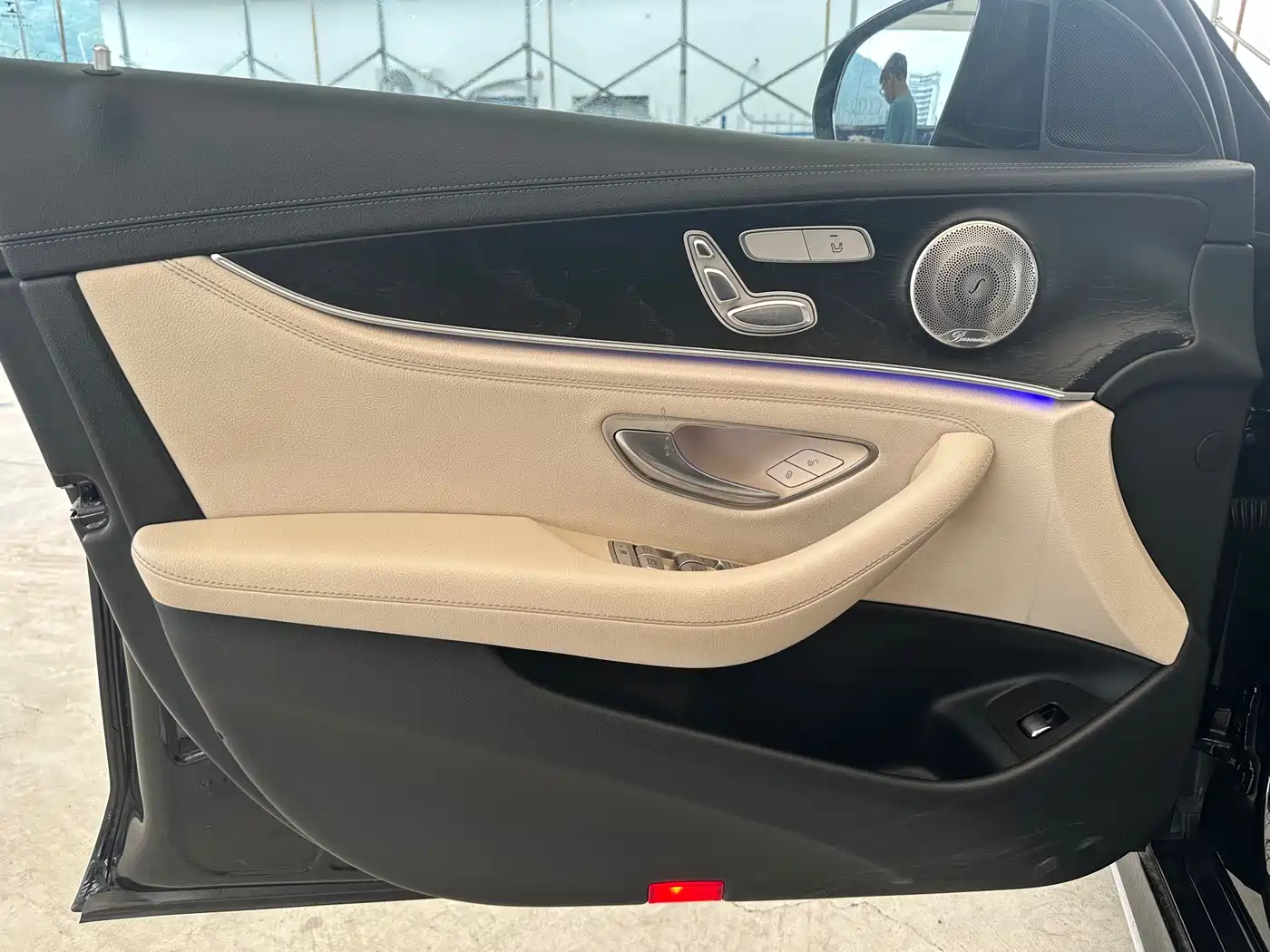 Mercedes-Benz E-Class 2016 E 200 L Sport Type фото 19