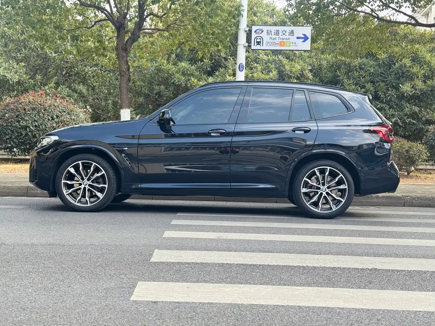 BMW X3 2023 xDrive30i Leading M Night Package фото 3