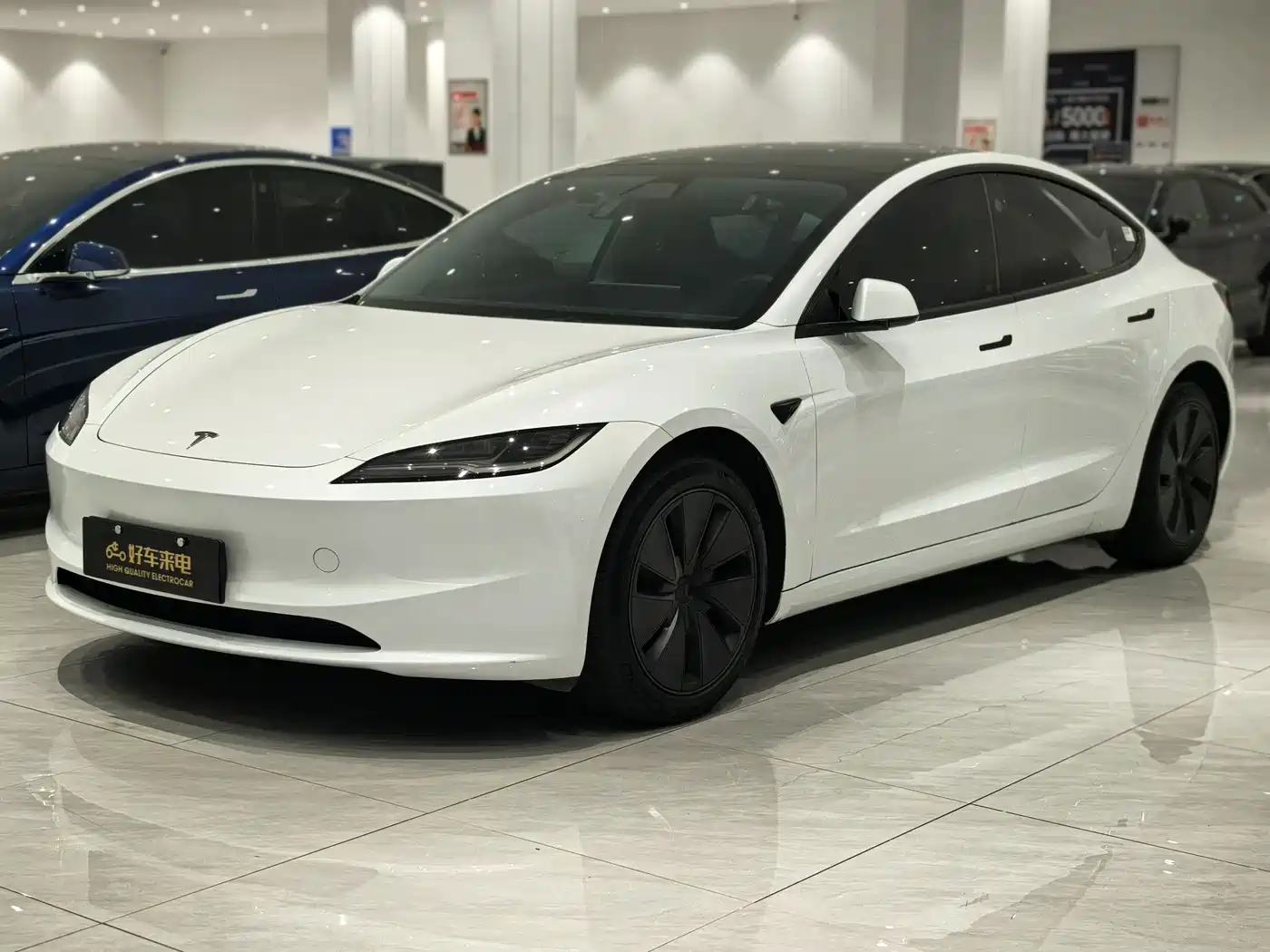 TESLA MODEL 3