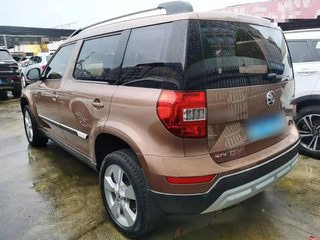 Photo 5 - Škoda Yeti