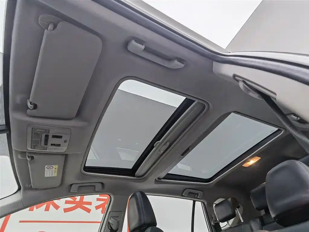Toyota RAV4 Rongfang 2013 2.5L Auto 4WD Luxury фото 14