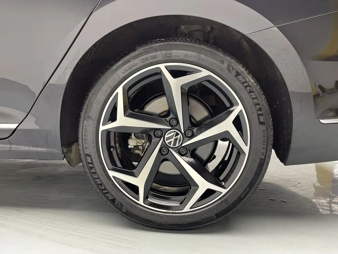 Volkswagen Passat 2024 Model 380TSI Starlight Elite фото 17