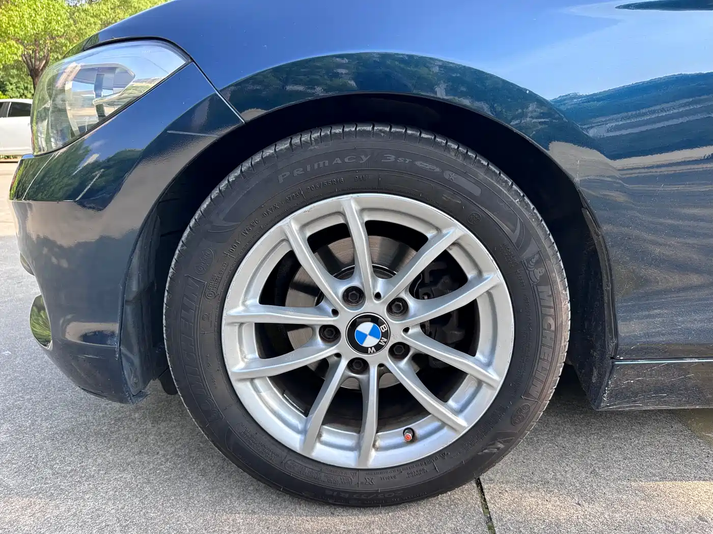 BMW 1 Series (Import) 2016 118i Leading фото 4