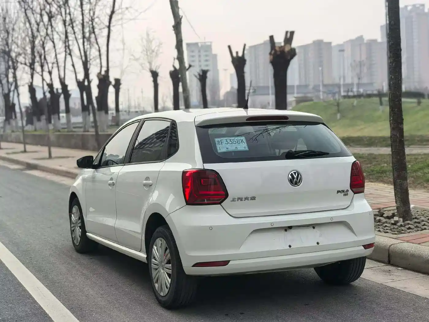 Volkswagen Polo 2018 1.5L Auto Comfort фото 7