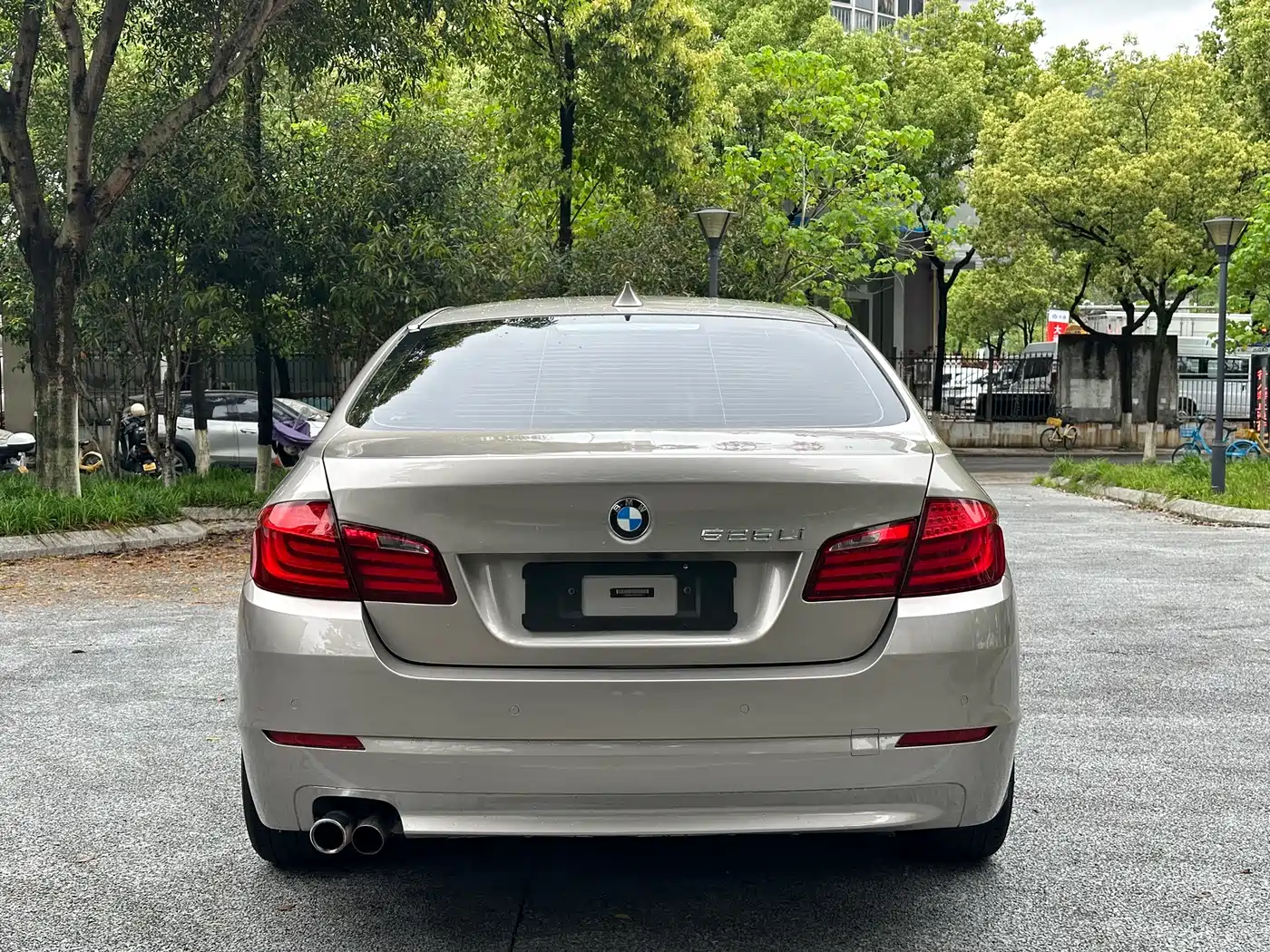 BMW 5 Series 2012 523Li Luxury фото 6