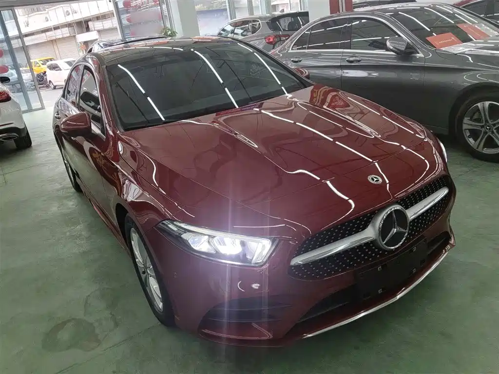 Mercedes-Benz A-Class 2022 A 200 L Sport Sedan Dynamic фото 22