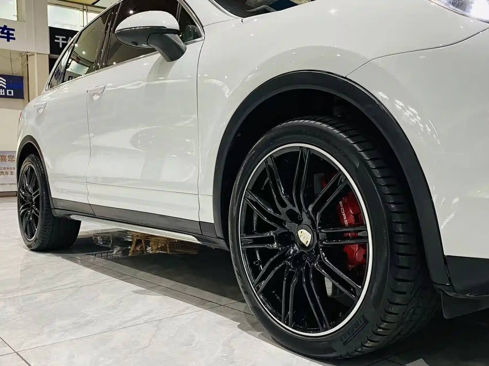 Фото 23 - Porsche Cayenne