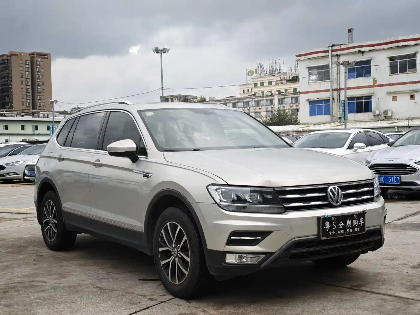 Volkswagen Tiguan L 2018 330TSI Automatic 2WD Flagship Edition фото 3