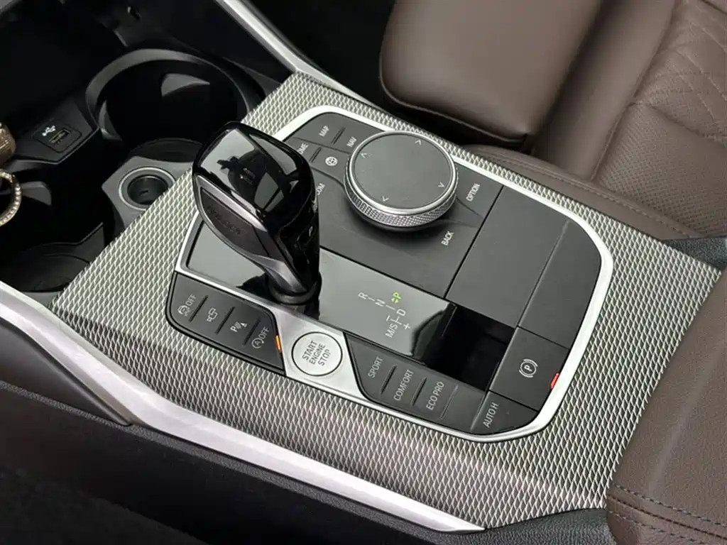 BMW 3 Series 2022 Facelift 325Li M Sport Shadow Edition фото 17