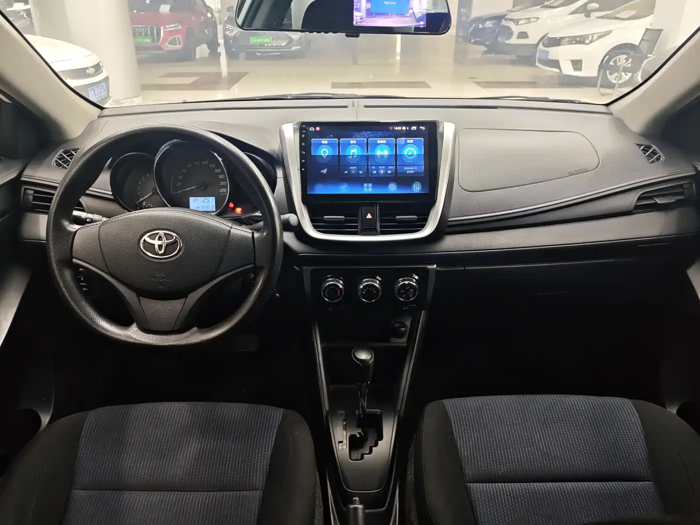 Toyota YARiS L Zhi Xiang 2021 1.5L CVT Leading Edition фото 11