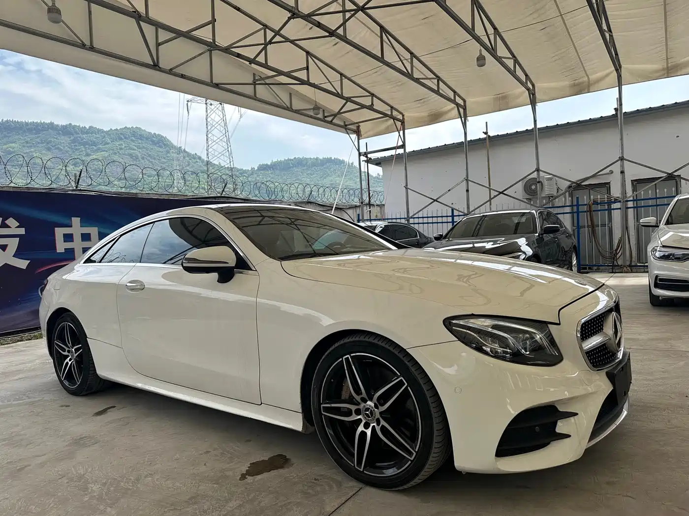 Mercedes-Benz E-Class (Import) 2017 E 300 Coupe фото 4
