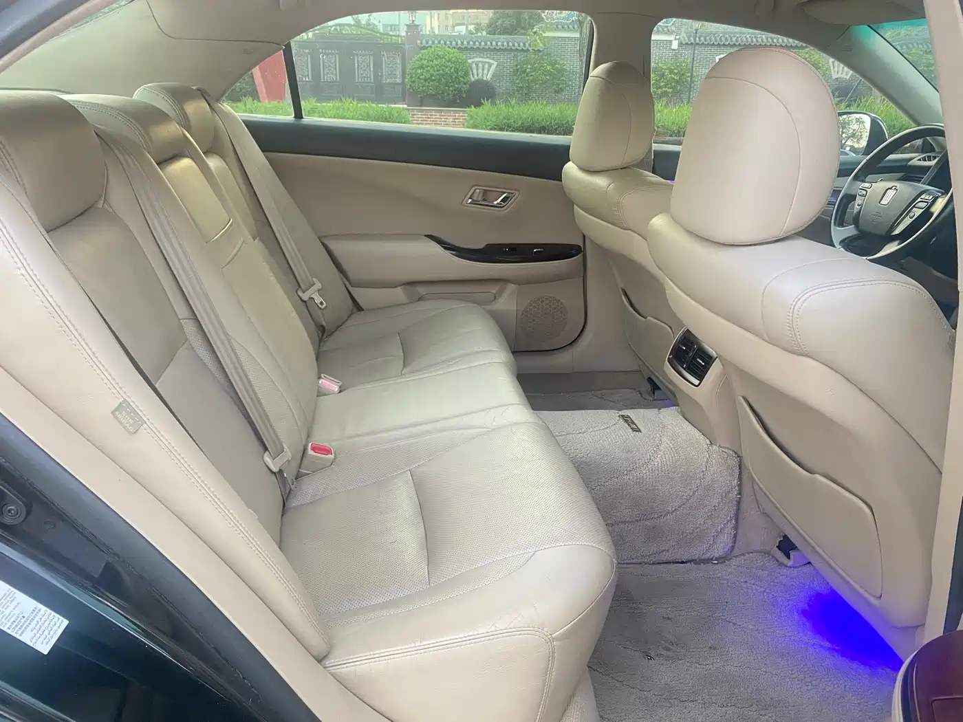Toyota Crown 2010 2.5L Royal Leather Edition фото 15