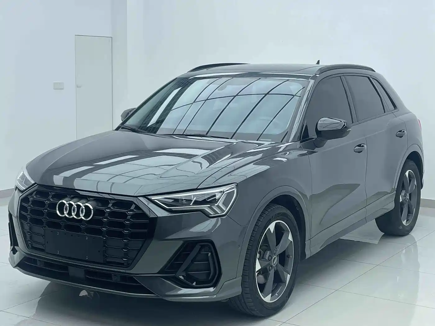 Audi Q3 2021 35 TFSI Fashion Sport