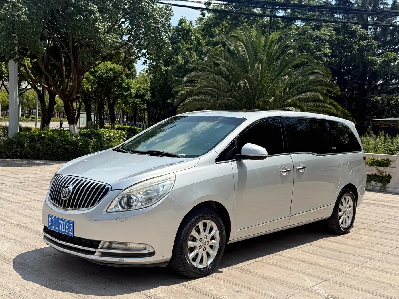 Buick GL8 2011 2011 3.0L XT Luxury Business Flagship