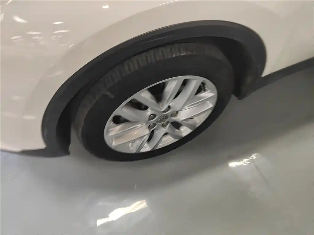 Buick Envision Plus 2019 28T AWD Elite Model China VI фото 25