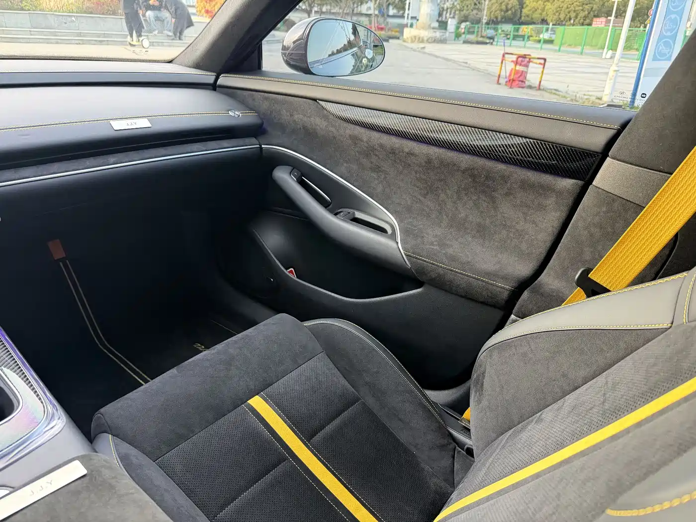 XIAOMI CAR XIAOMI SU7 ULTRA