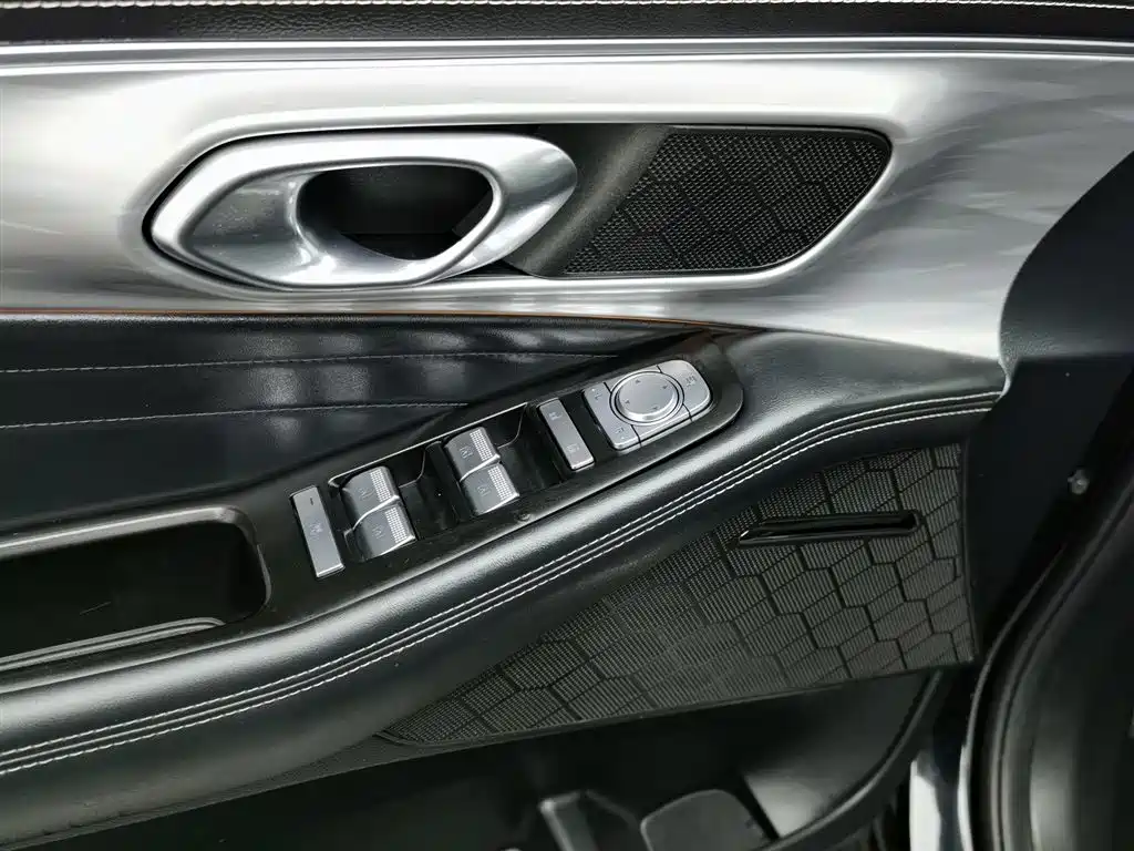 GAC TRUMPCHI GS8