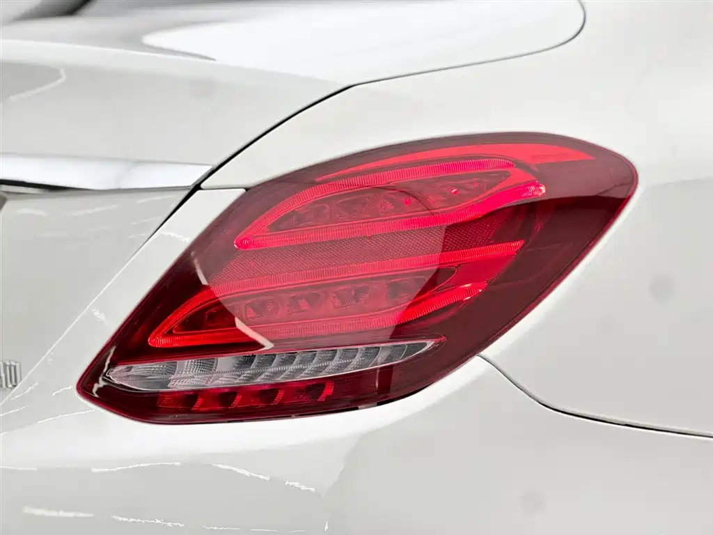 Mercedes-Benz C-Class 2018 C 200 L Sport Edition фото 16