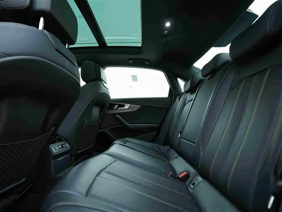 Audi A4L 2024 40 TFSI quattro RS Kit Speed Edition фото 9