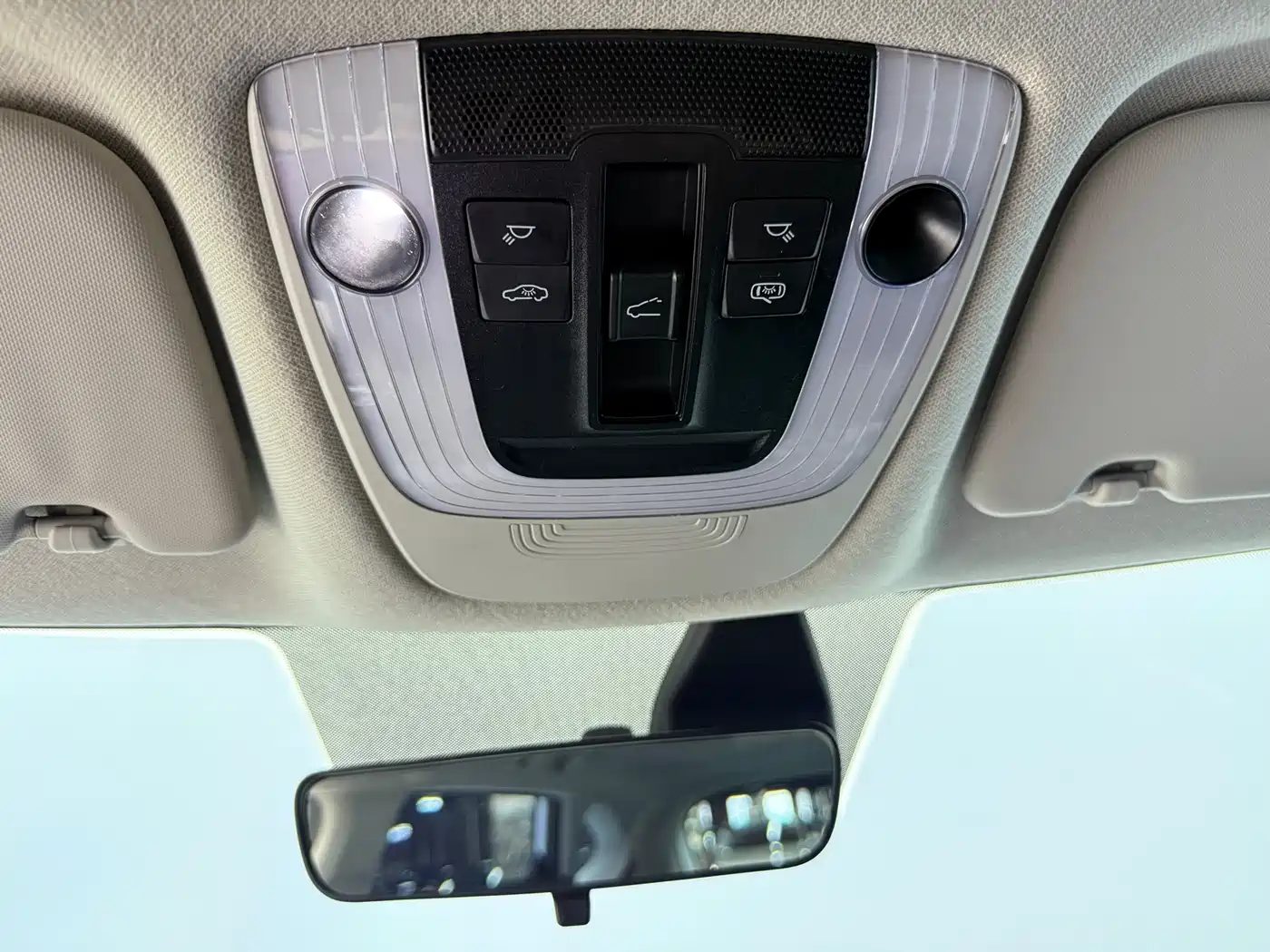 Kia Seltos 2023 1.5L CVT Luxury Edition фото 16