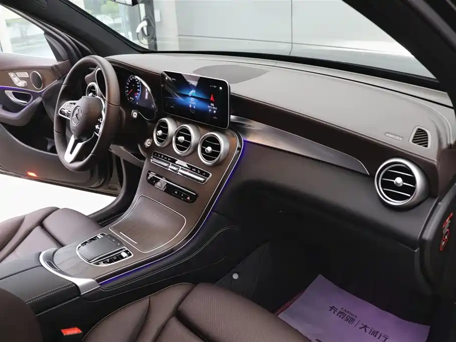 Mercedes-Benz GLC 2021 GLC 260 L 4MATIC Luxury фото 20
