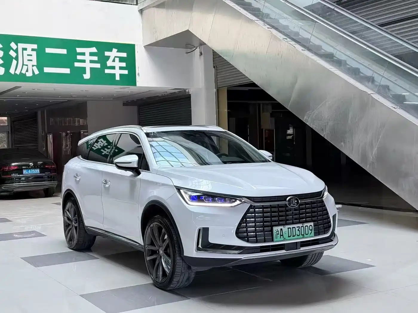 BYD Tang New Energy 2019 EV600D 4WD Smart Connect Genesis Edition фото 3